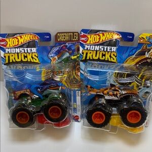 Hot Wheels Monster Trucks Cagerattler Set - Multicolor